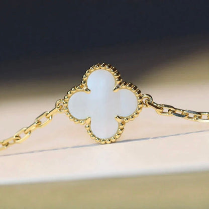 [Eternal Jewelry]CLOVER 20 MOTIFS WHITE MOP NECKLACE