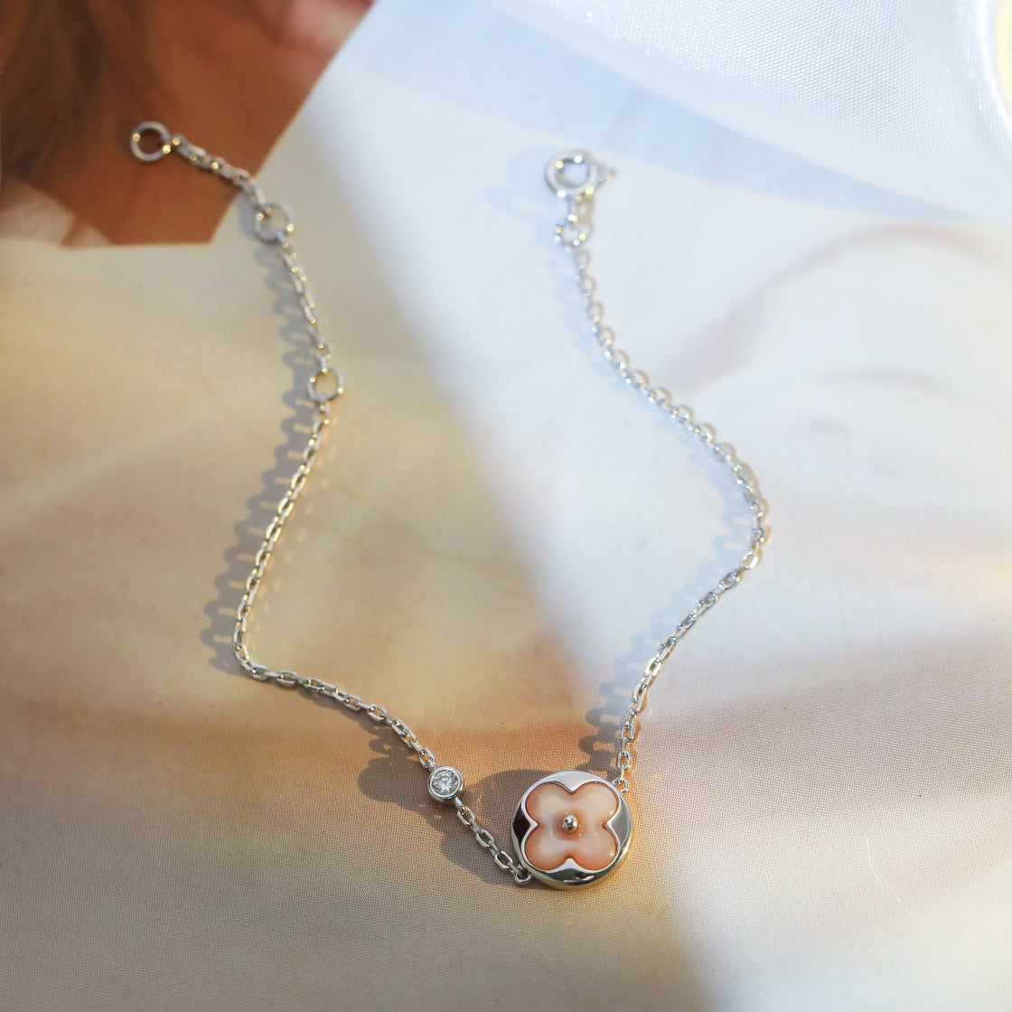 [Eternal Jewelry]SUN MOTIF PINK MOP SILVER BRACELET