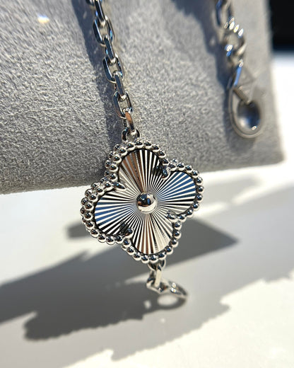 [Eternal Jewelry]CLOVER 5 MOTIF SILVER DIAMOND BRACELET