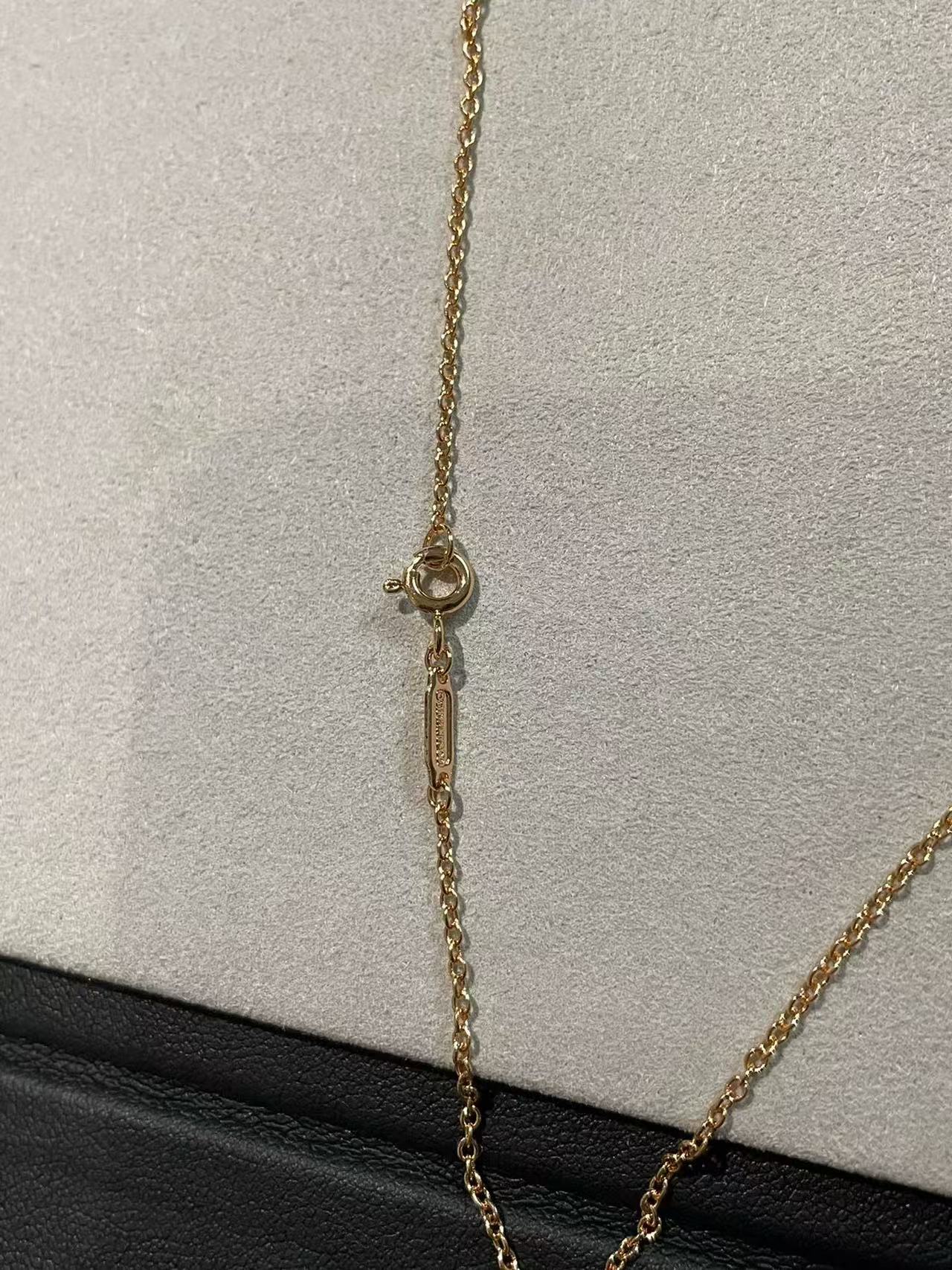 [Eternal Jewelry]T House Diamond-Studded Knot Necklace