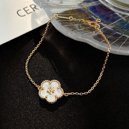 [Eternal Jewelry]LUCKY WHITE MOP PLUM BLOSSOM  BRACELET