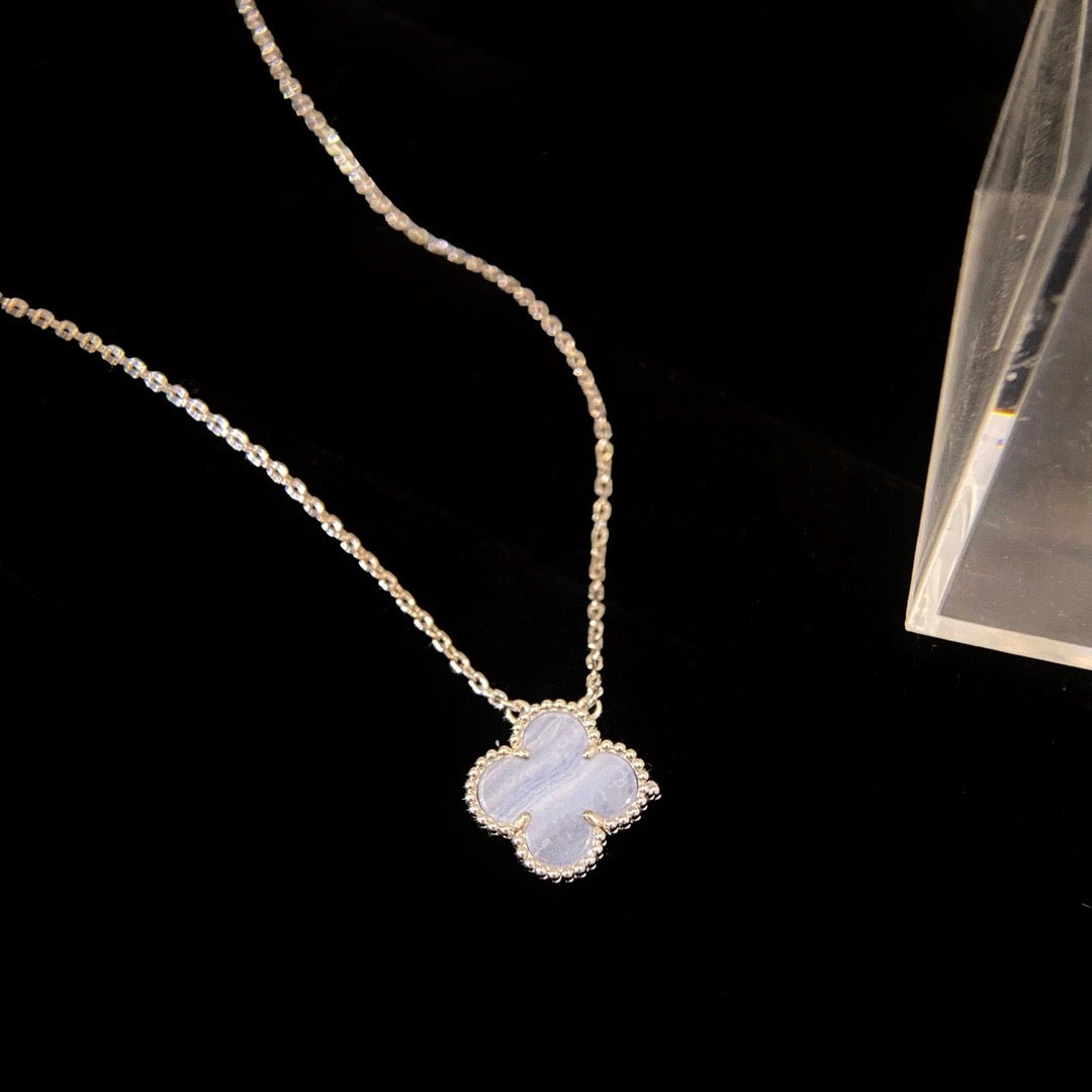 [Eternal Jewelry]CLOVER 15MM BLUE CHALCEDONY NECKLACE SILVER