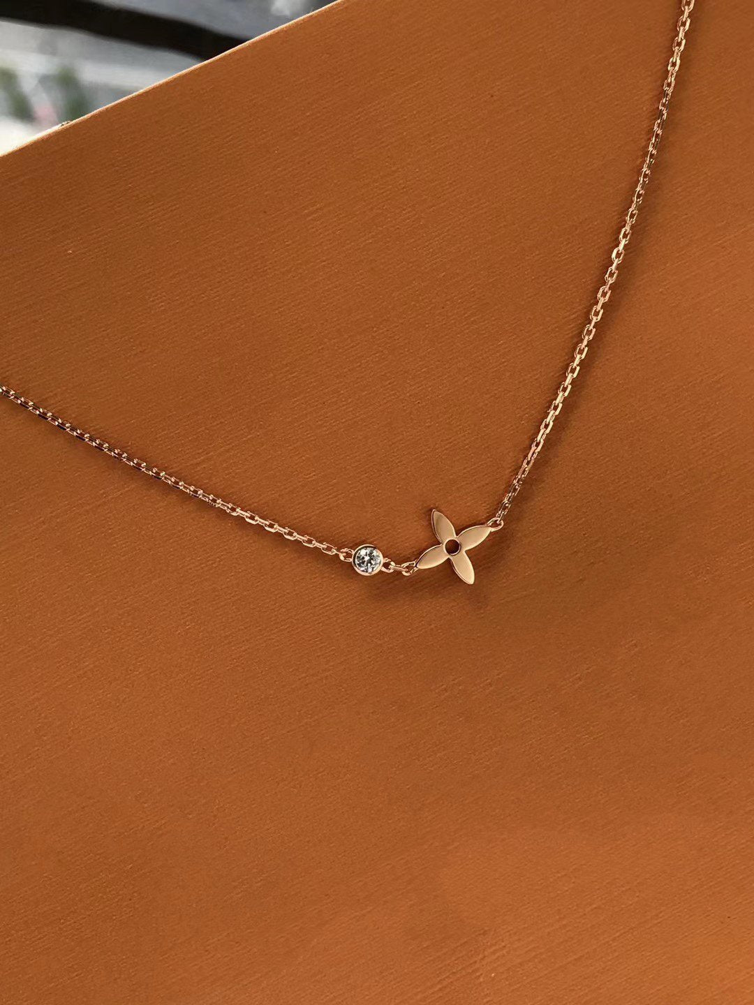 [Eternal Jewelry]BLOSSOM PENDANT PINK GOLD AND DIAMOND